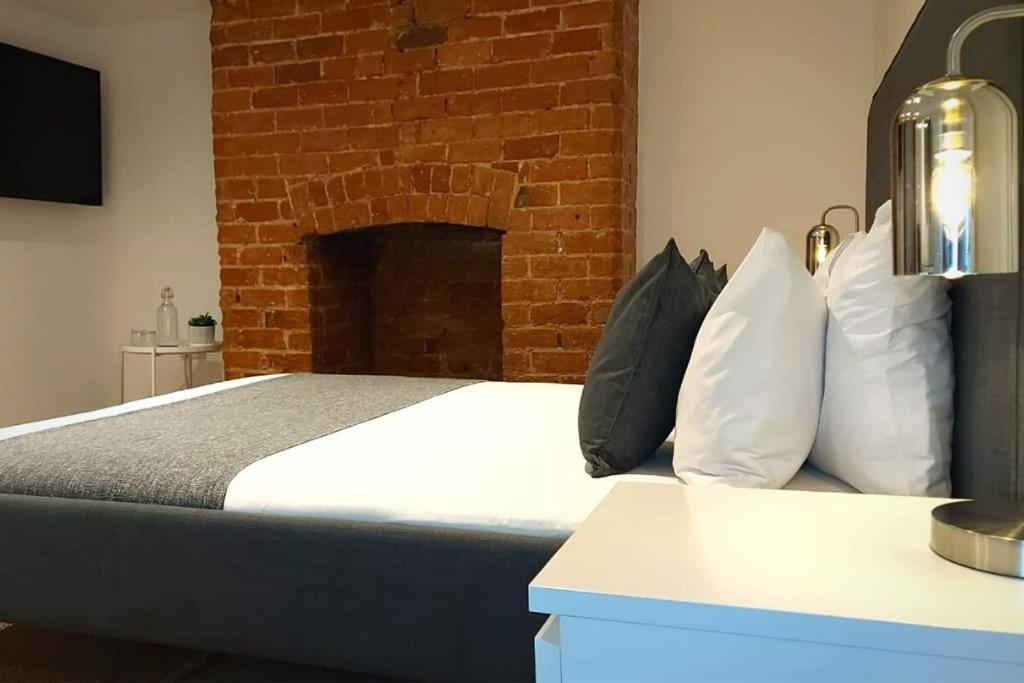 Stylish Apartment In City Centre With Parking Preston  Exterior foto